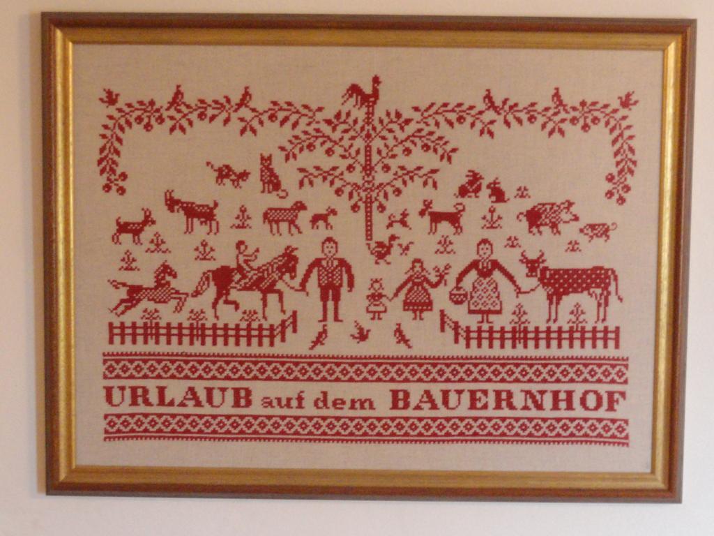 Baby- Und Kinderhof Aicherbauer Seeham Dış mekan fotoğraf