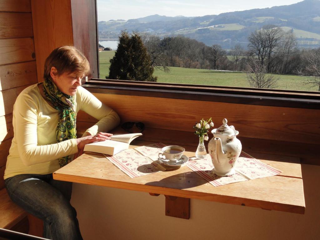 Baby- Und Kinderhof Aicherbauer Seeham Oda fotoğraf