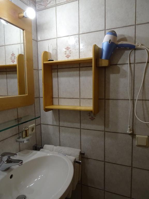 Baby- Und Kinderhof Aicherbauer Seeham Dış mekan fotoğraf